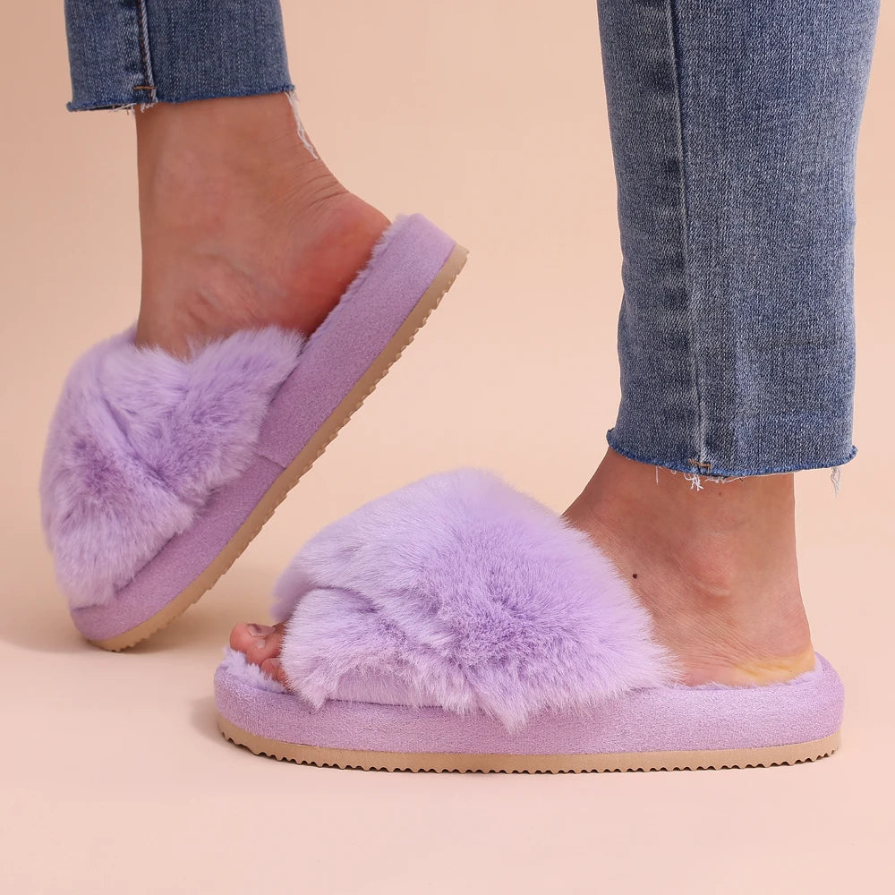 Soft Snuggle Goosecret Women's Fuzzy Slippers