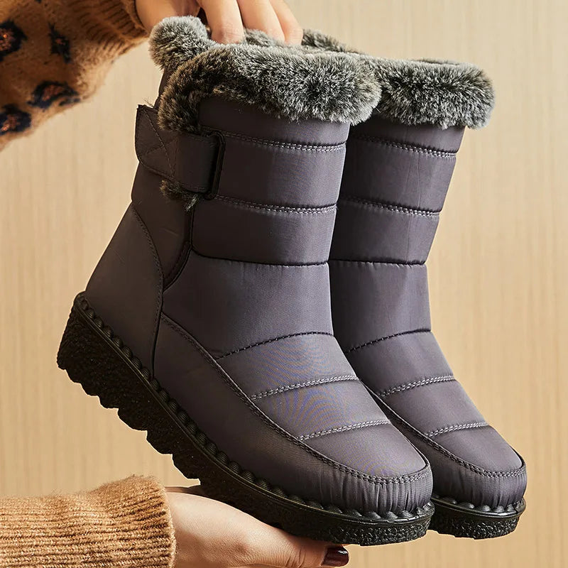 Women's 2025 Winter Snow Boots – Waterproof, fur-lined, ankle-high with low wedge heels