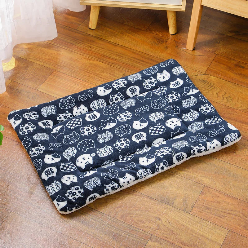 🐶✅Flannel Pet Sleeping Mat for Dogs and Cats🥰👍