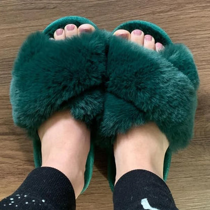 Soft Snuggle Goosecret Women's Fuzzy Slippers